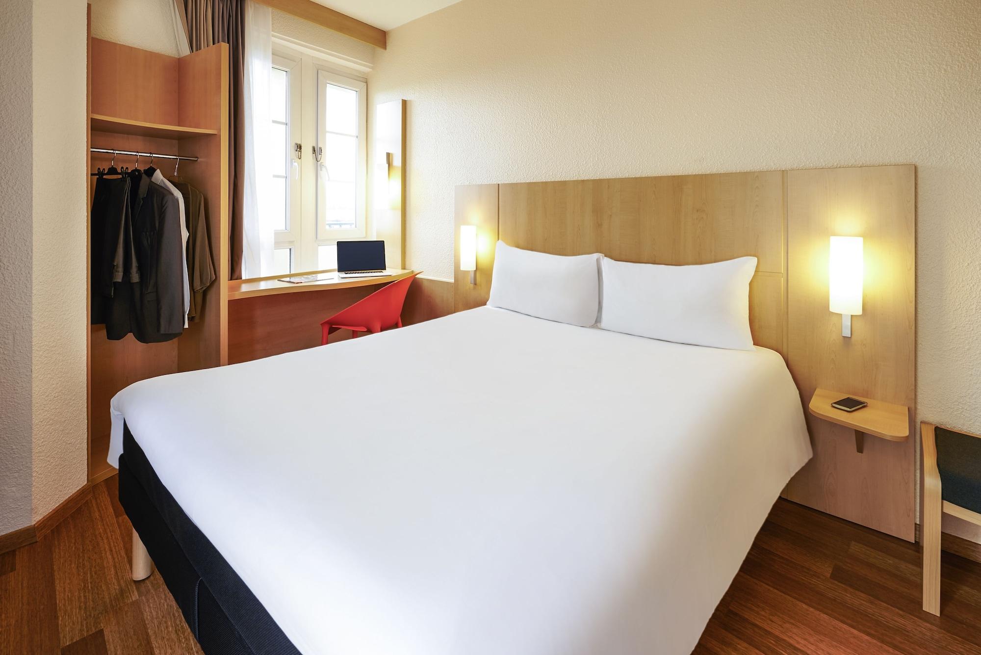 Hotel Ibis Centre Petite France 3*
